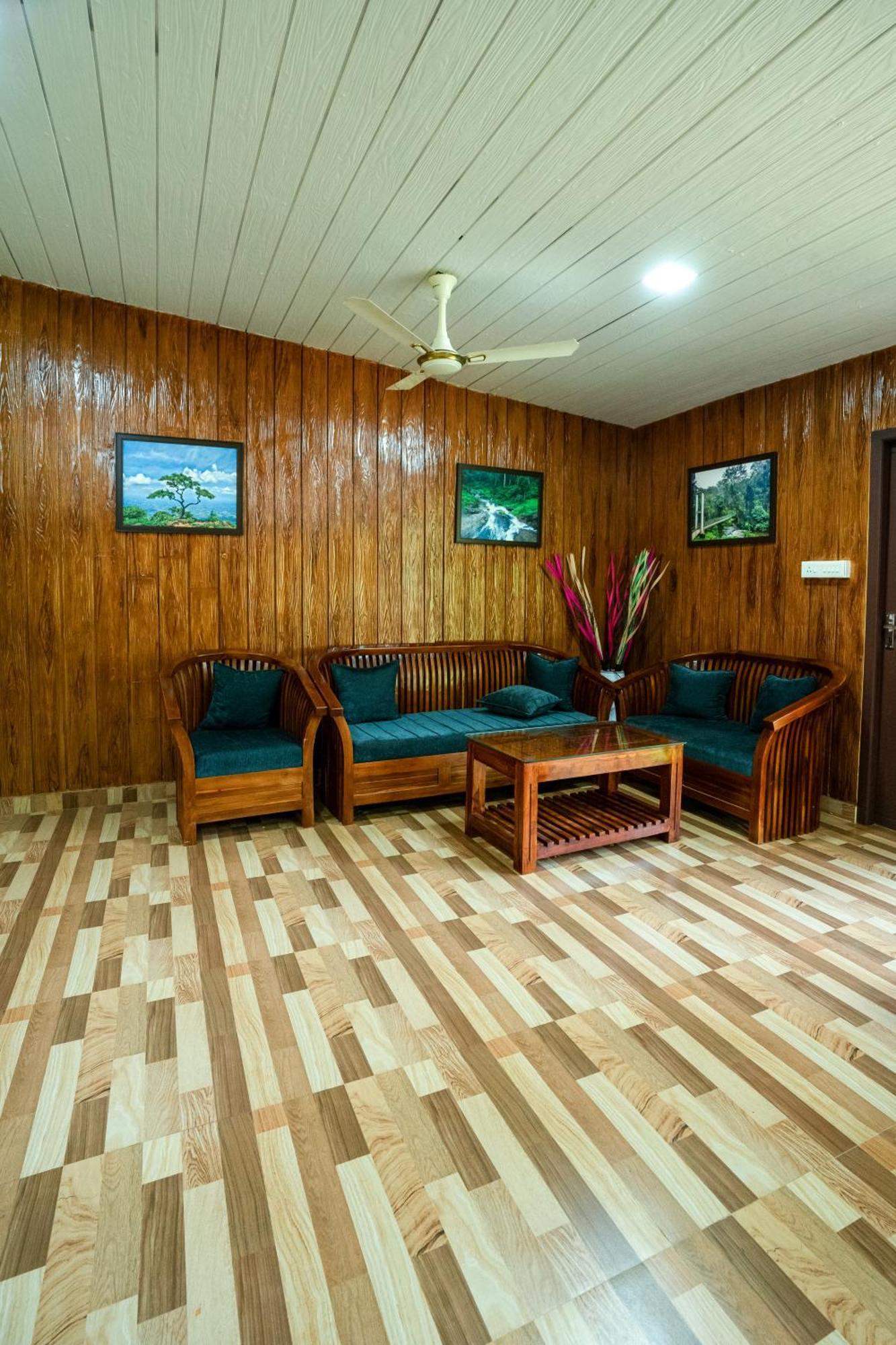 Hill Valley Farm House Nelliyampathy Exterior photo