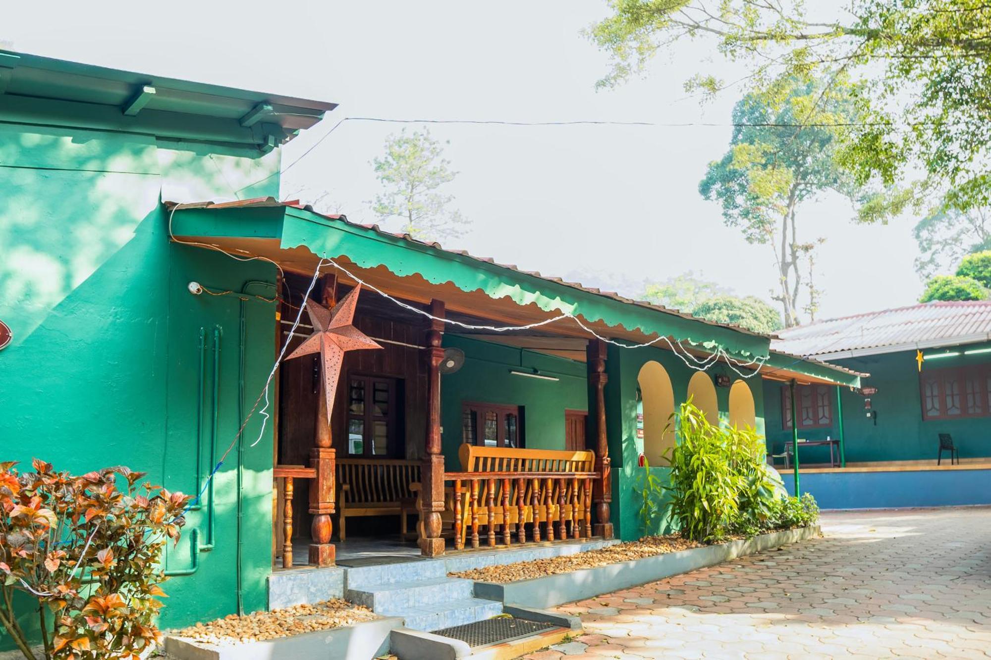 Hill Valley Farm House Nelliyampathy Exterior photo
